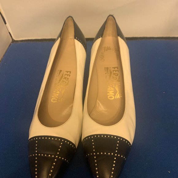 Salvatore Ferragamo Shoes - Picture 1 of 4